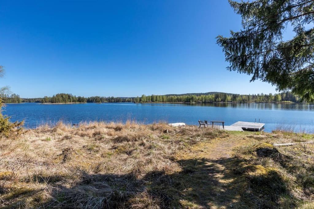 Cozy Cottage By The Lake, Charlottenberg Åmotfors 외부 사진